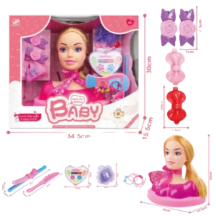 دمية مع مكياج واكسسوارات